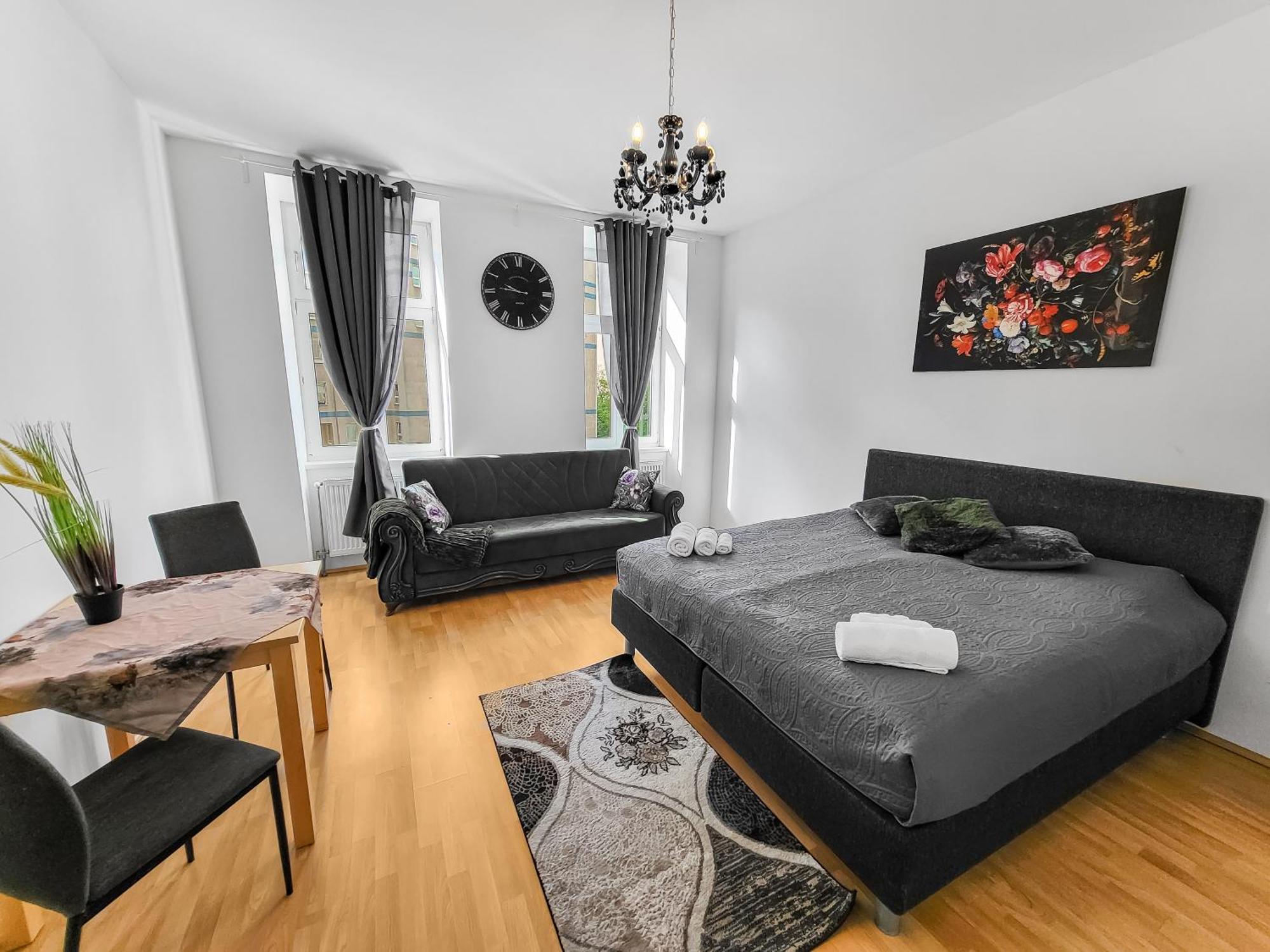 Elegant Three-Bedroom Suite Wiedeń Zewnętrze zdjęcie