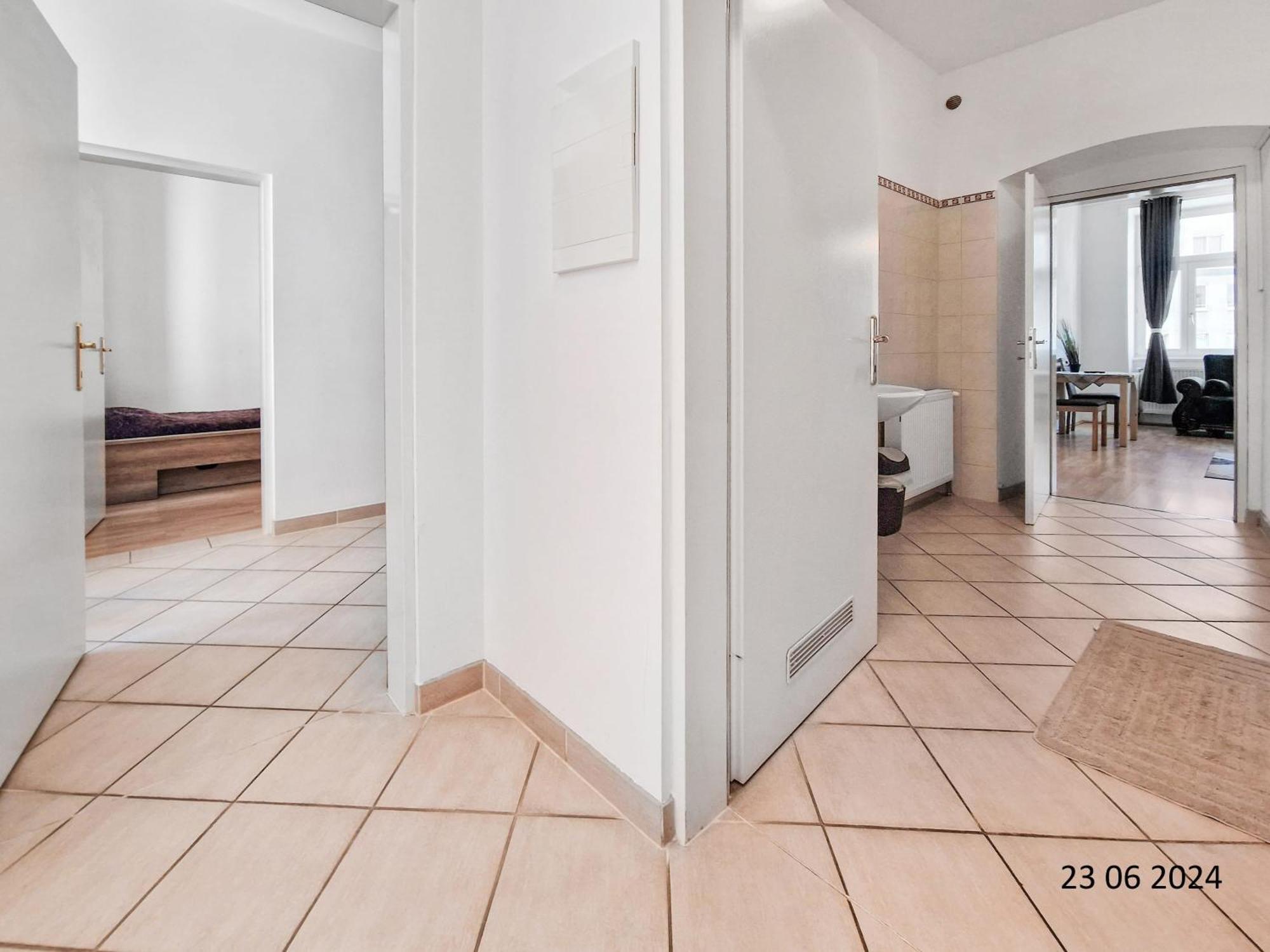 Elegant Three-Bedroom Suite Wiedeń Zewnętrze zdjęcie