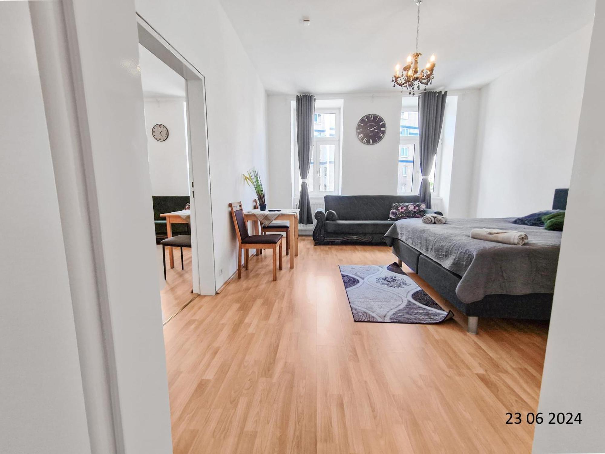Elegant Three-Bedroom Suite Wiedeń Zewnętrze zdjęcie