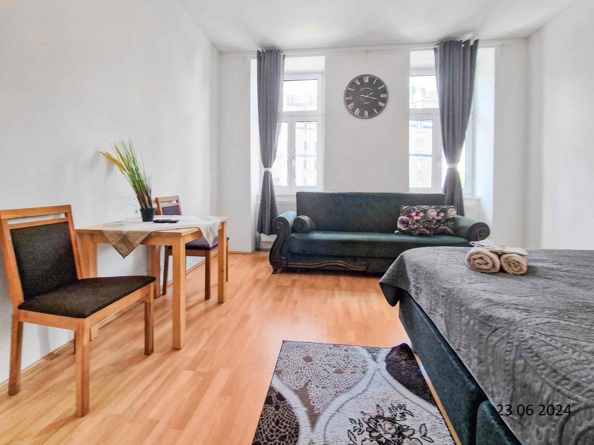 Elegant Three-Bedroom Suite Wiedeń Zewnętrze zdjęcie